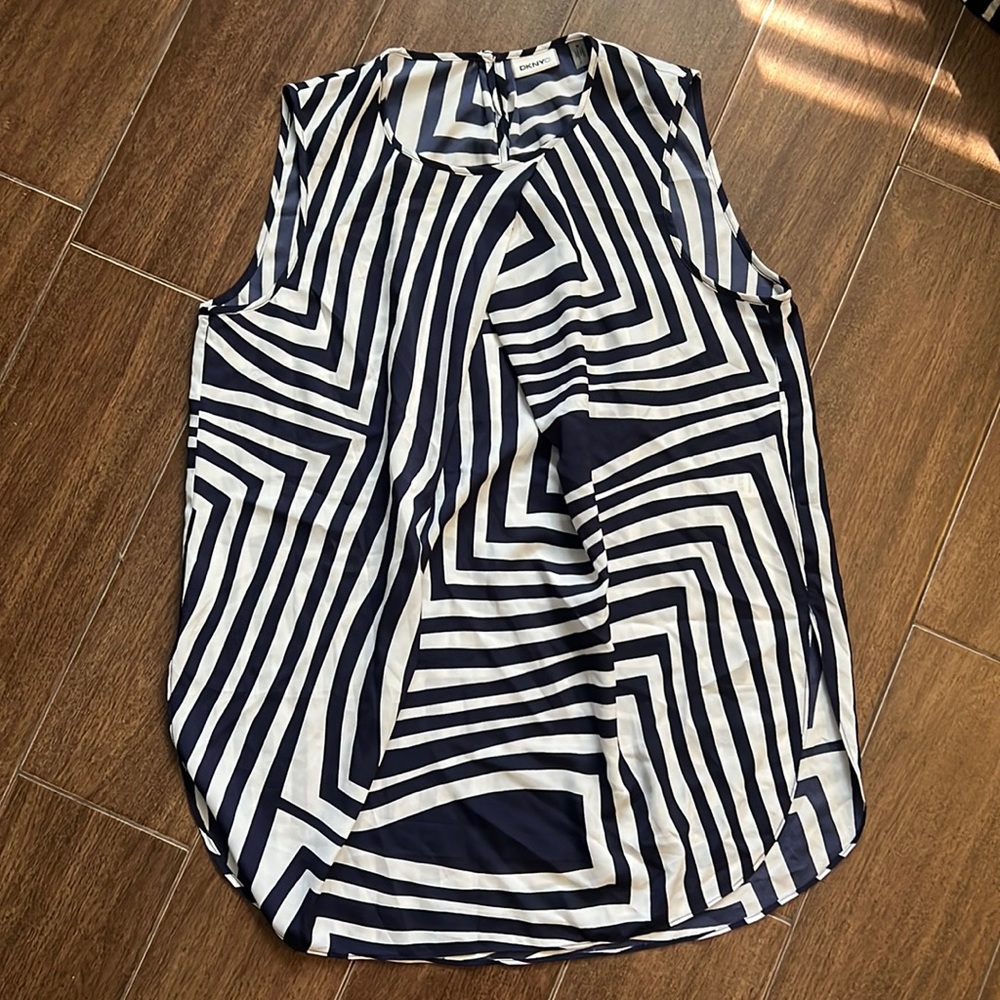 DKNYC Flowy Sheer Top